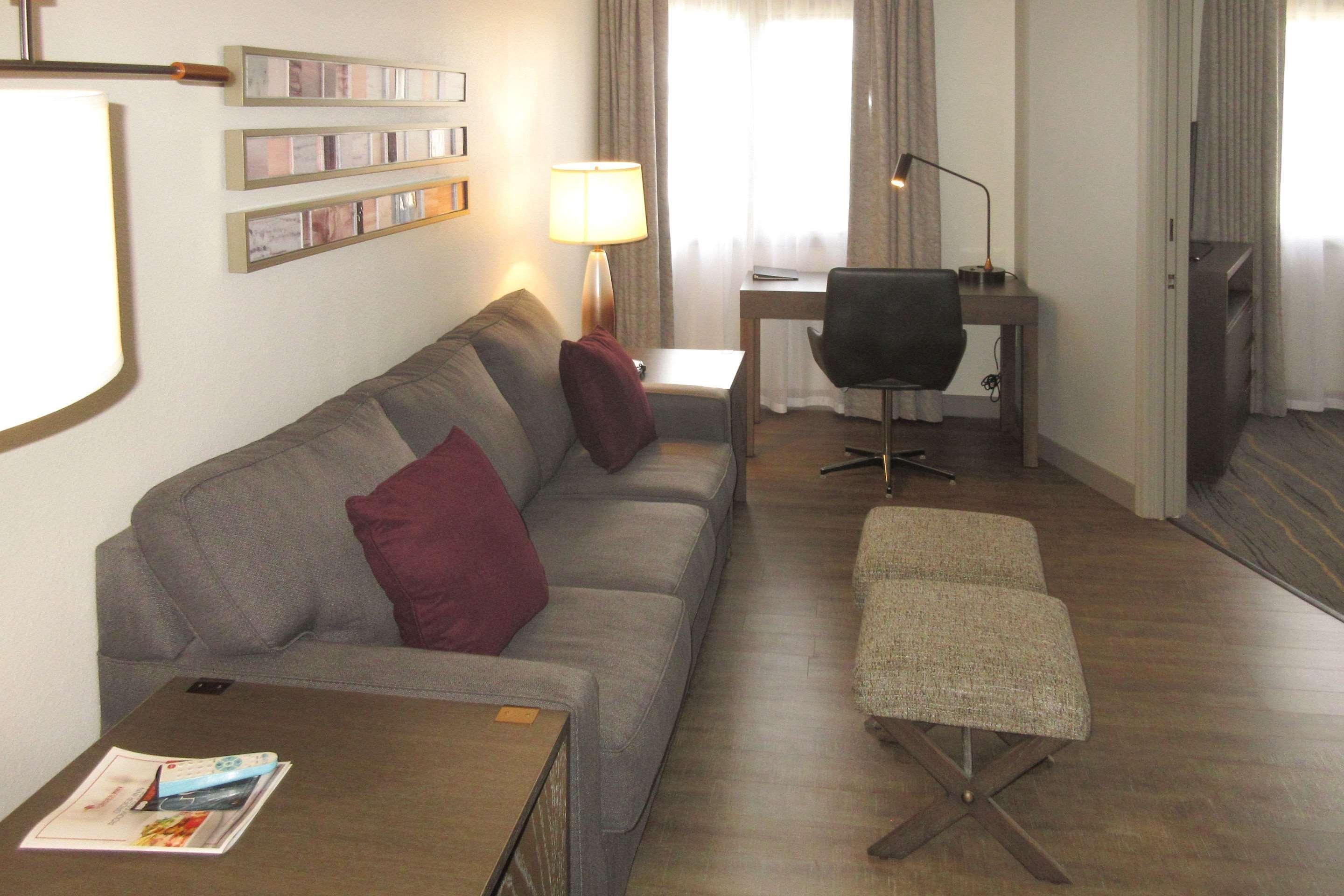 Windmill Suites Surprise - Phoenix, Ascend Hotel Collection Eksteriør bilde