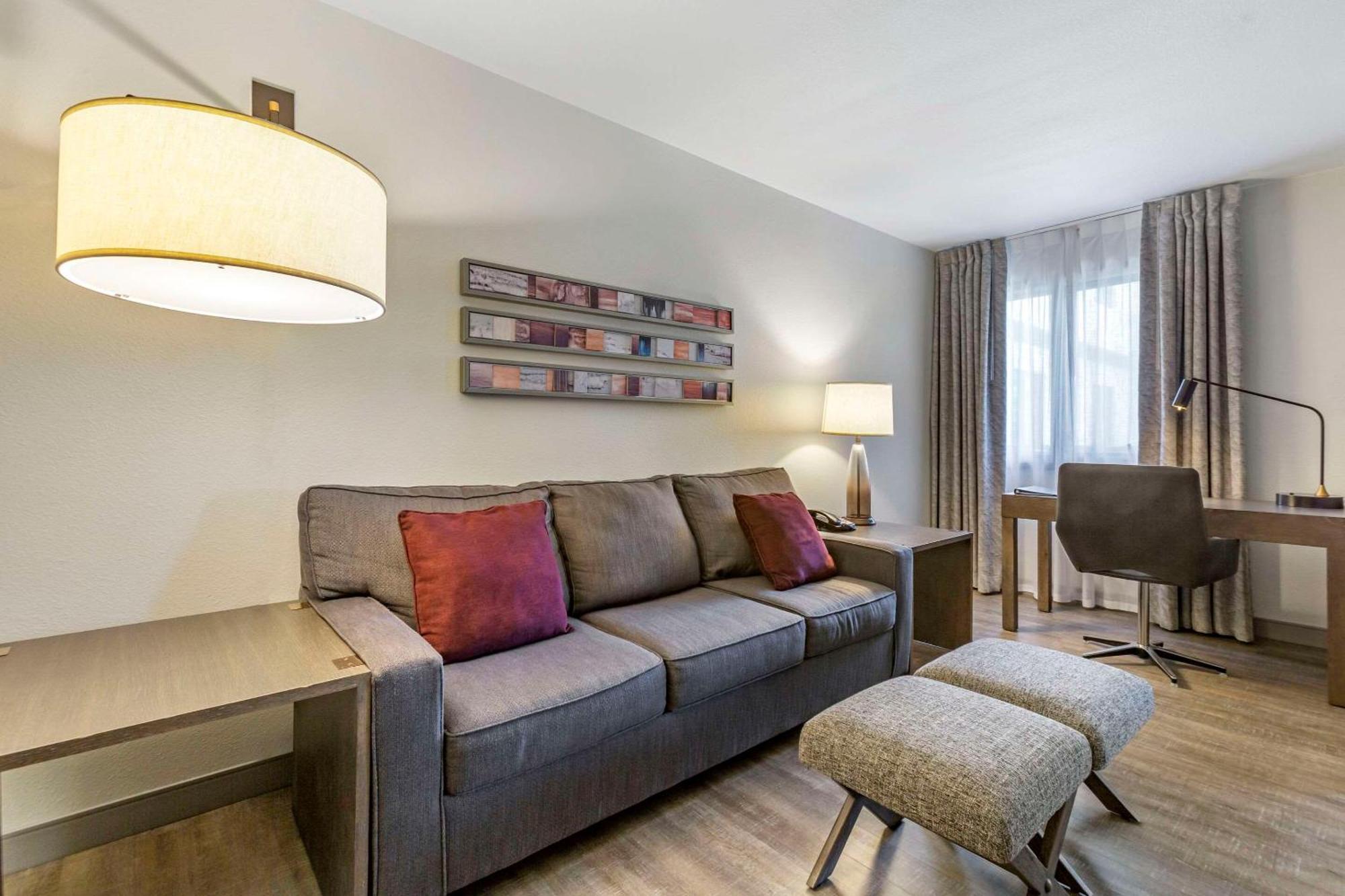 Windmill Suites Surprise - Phoenix, Ascend Hotel Collection Eksteriør bilde