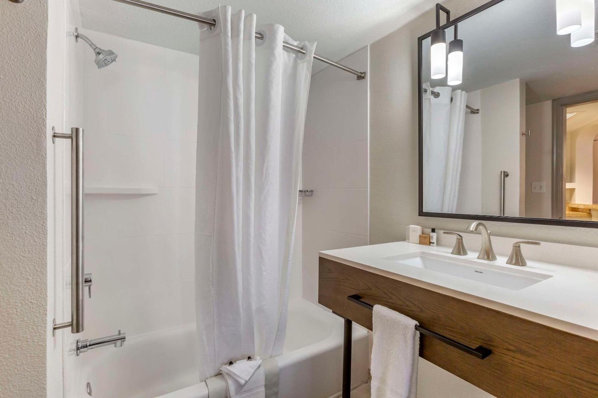 Windmill Suites Surprise - Phoenix, Ascend Hotel Collection Eksteriør bilde